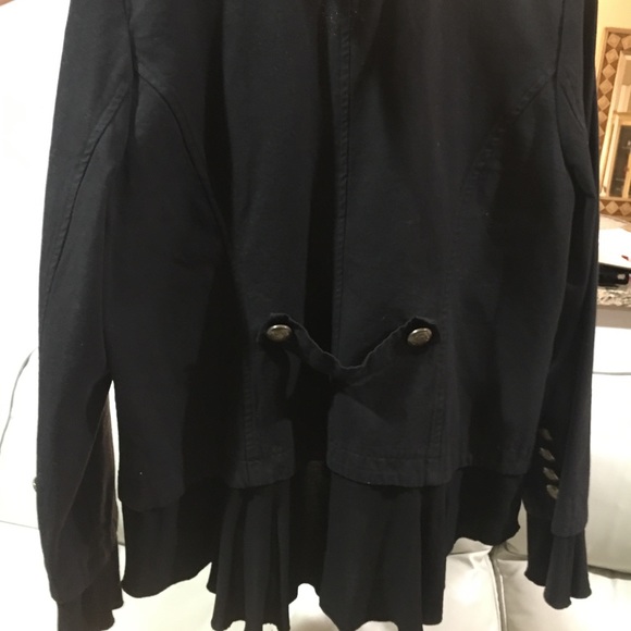 Brandon Thomas Vintage Ruffle Renaissance Jacket - Picture 12 of 14